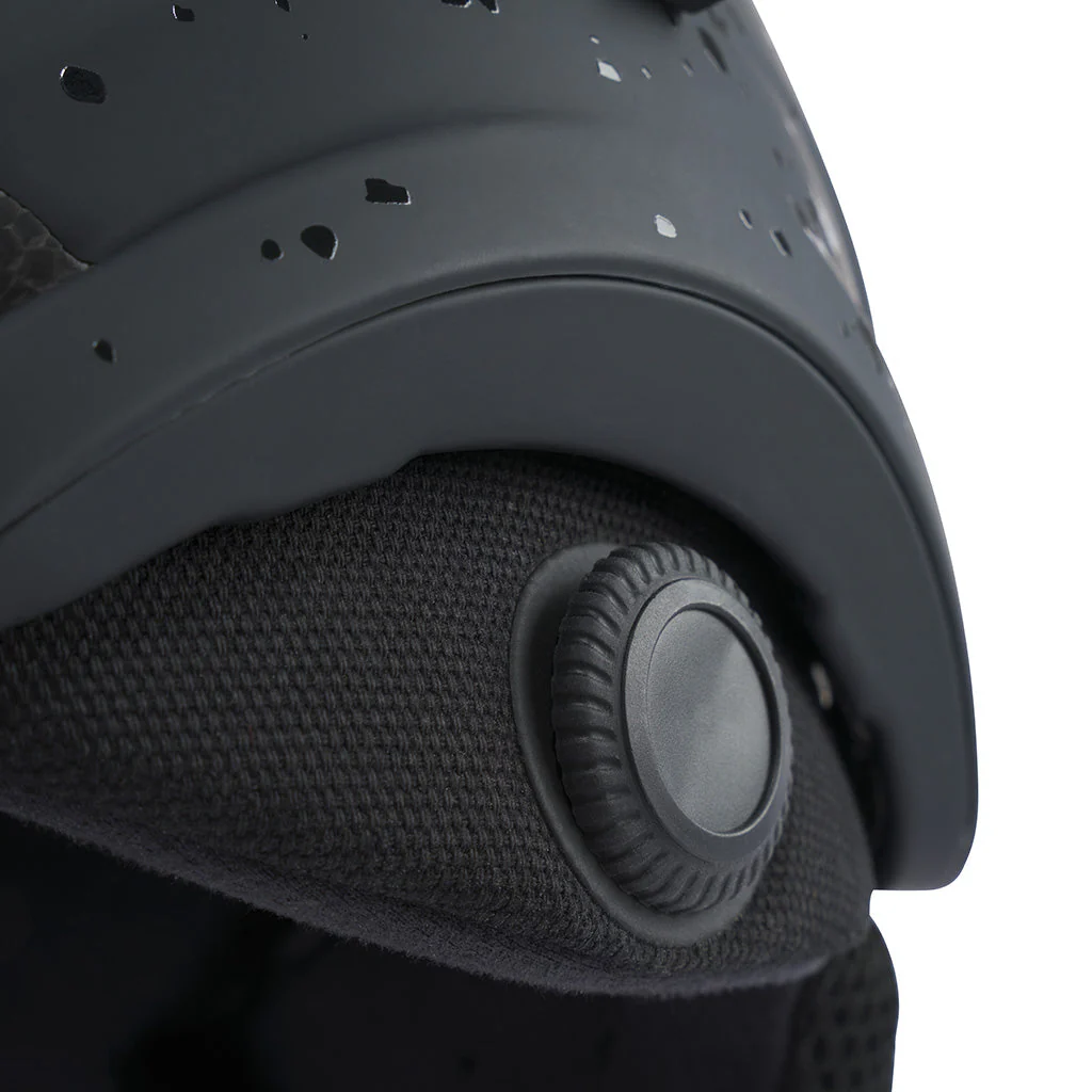 The Blacking Out Brainstorm Helmet
